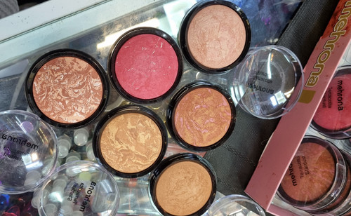 رژگونه مهرونا